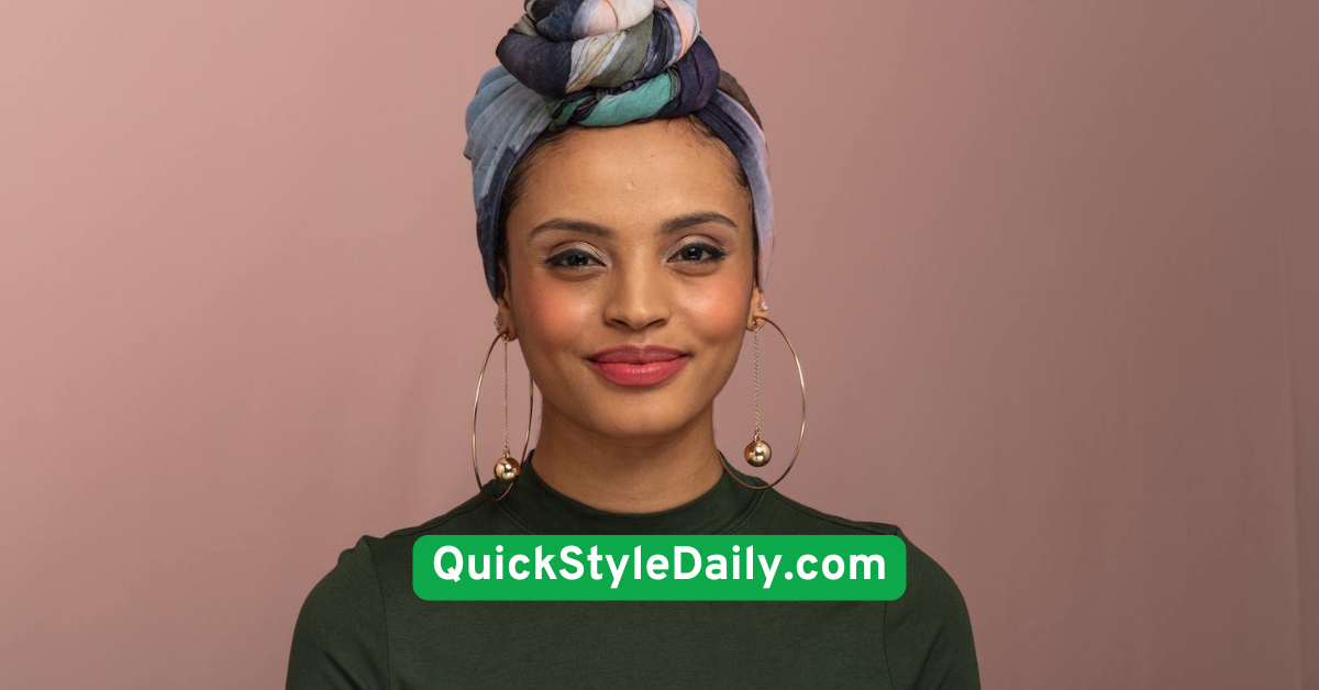 One-Minute Hair Tuck (Scarf Style)